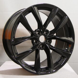 CARBONADO ELECTRIC G.BLK (musta) 19"x9,5" 5x114,3 ET45 KR64,1 (Sopii mm: Tesla)